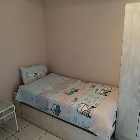Croeso Guest House Langebaan Dış mekan fotoğraf