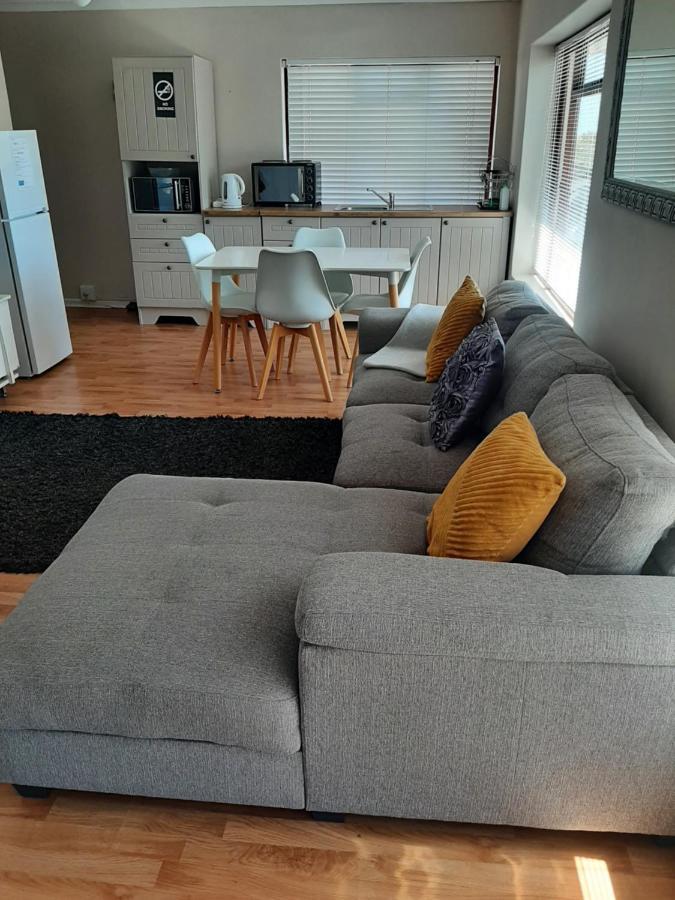 Croeso Guest House Langebaan Dış mekan fotoğraf